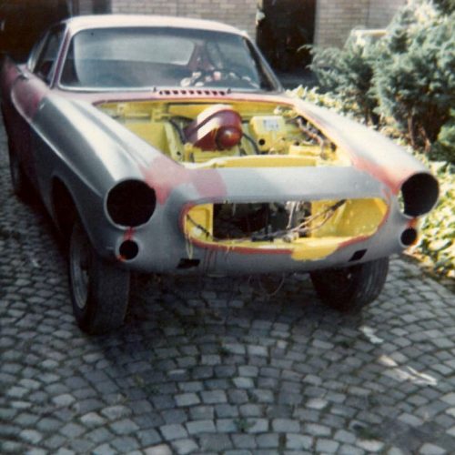 08 1975 sommaren. Volvo P 1800 med ny front 08 1975 sommaren. Volvo P 1800 med ny front